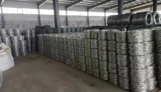 O fio de ferro fornecido pelo fabricante confiável é de baixo carbono/recozido/preto/galvanizado/revestido de plástico/personalizável/e pode ser usado a granel para fins de empacotamento